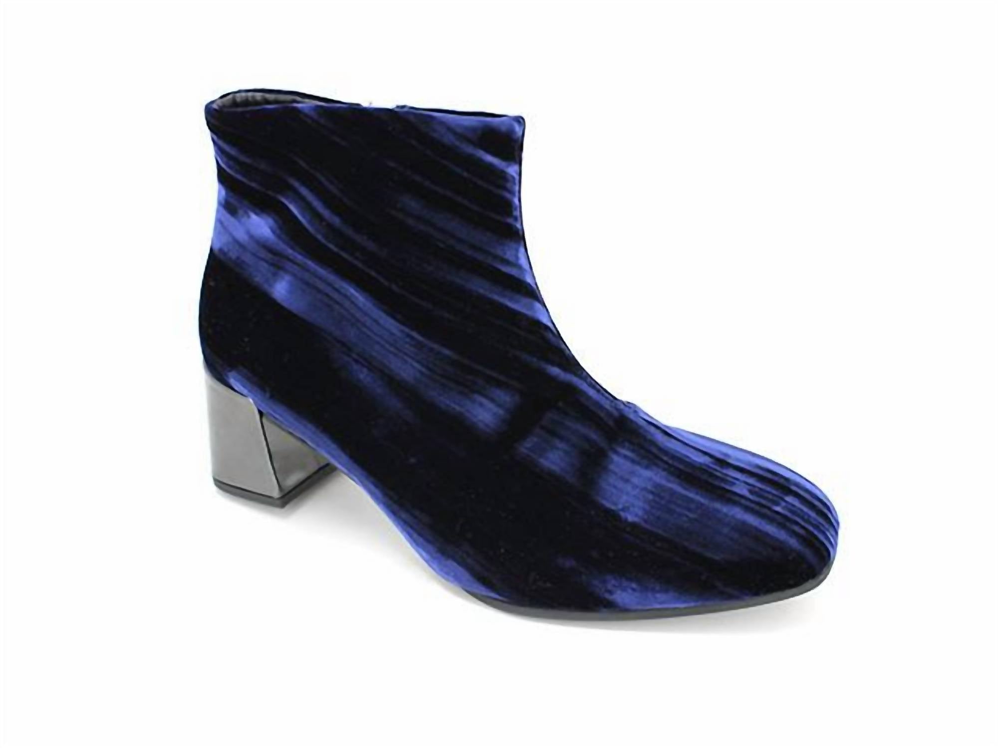 0d69389f-7c18-4ca4-83a0-db4911bfdcad-upscale_15k-1500x1500-70 Gabor - Women's Obervel Heeled-up Boot - Image 1